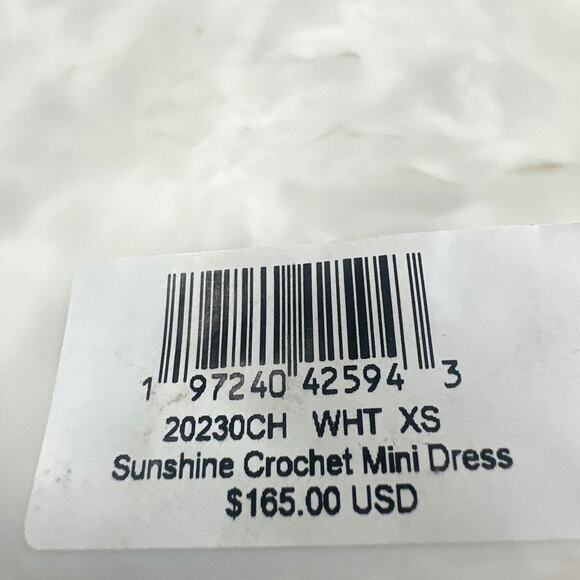 Frankies Bikinis Women's White Sunshine Crochet Mini Dress Size XS - Picture 4 of 10